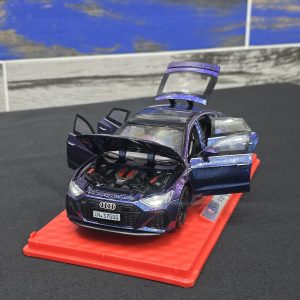 Audi RS7 Sportback (1:24 Scale Model)