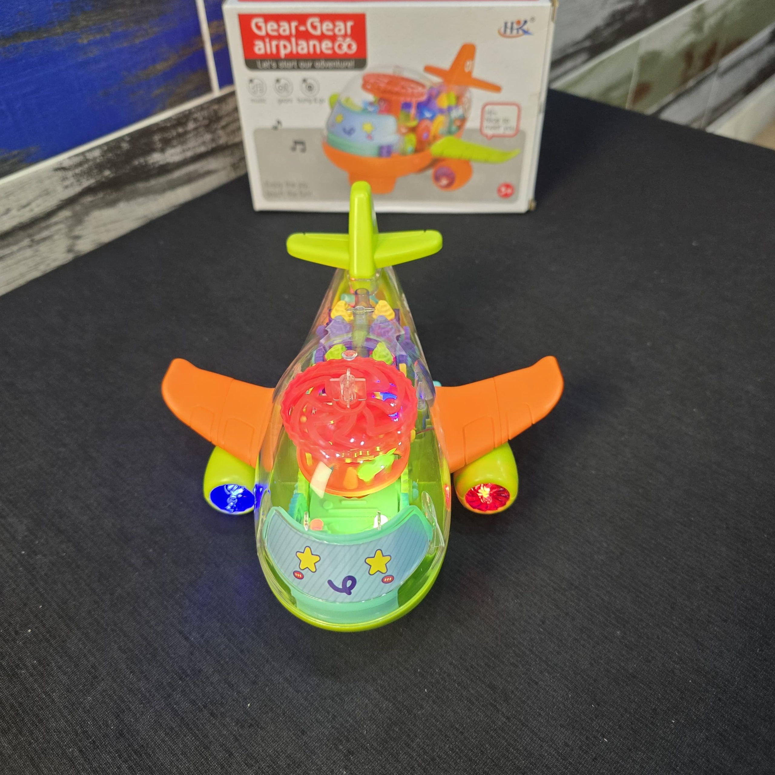 Gear-Gear Airplane: Interactive Educational Toy - Image 3