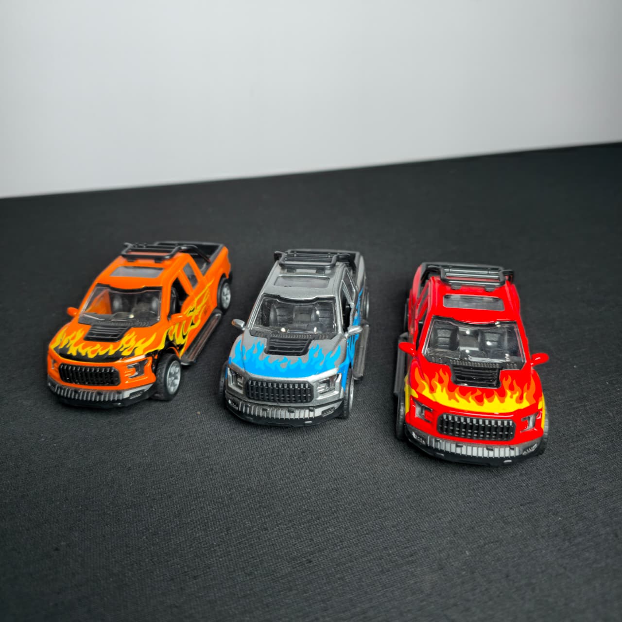 Ford F-150 Raptor. - Image 2