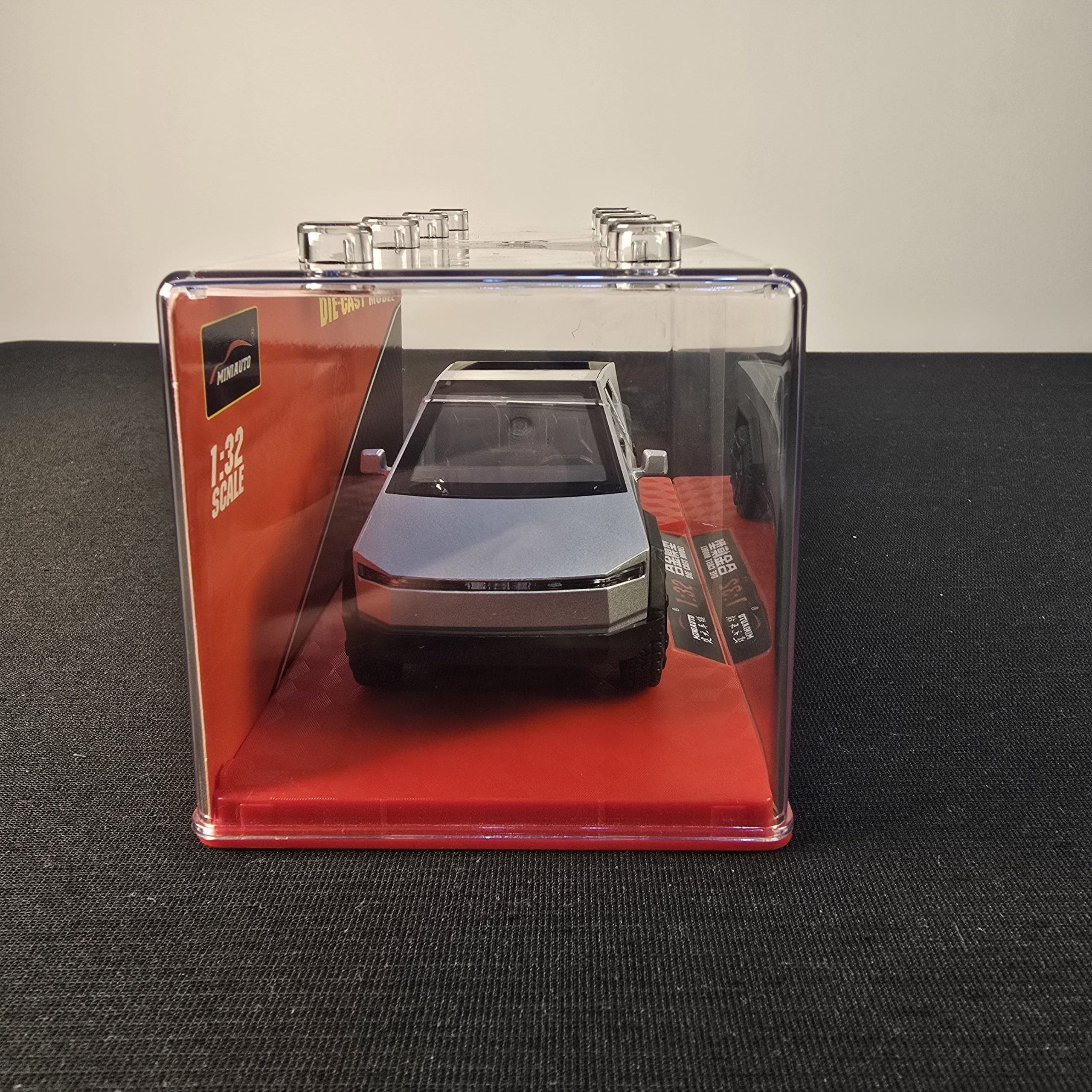 Futuristic 1:32 Scale Die-Cast Tesla Cybertruck – Stealth Silver Edition with Premium Display Case. - Image 2