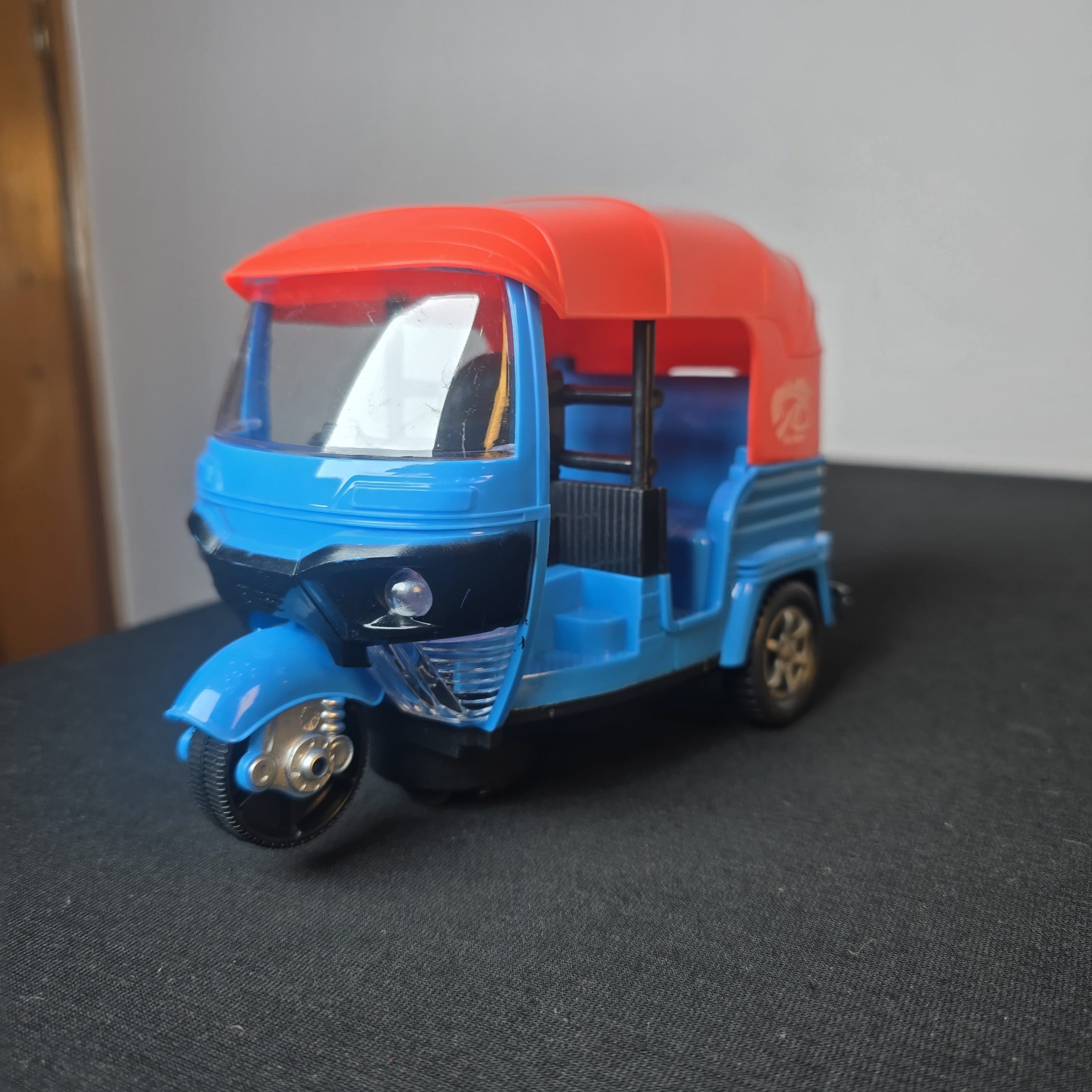 Electric Tricycle Toy with Light and Music - Image 2