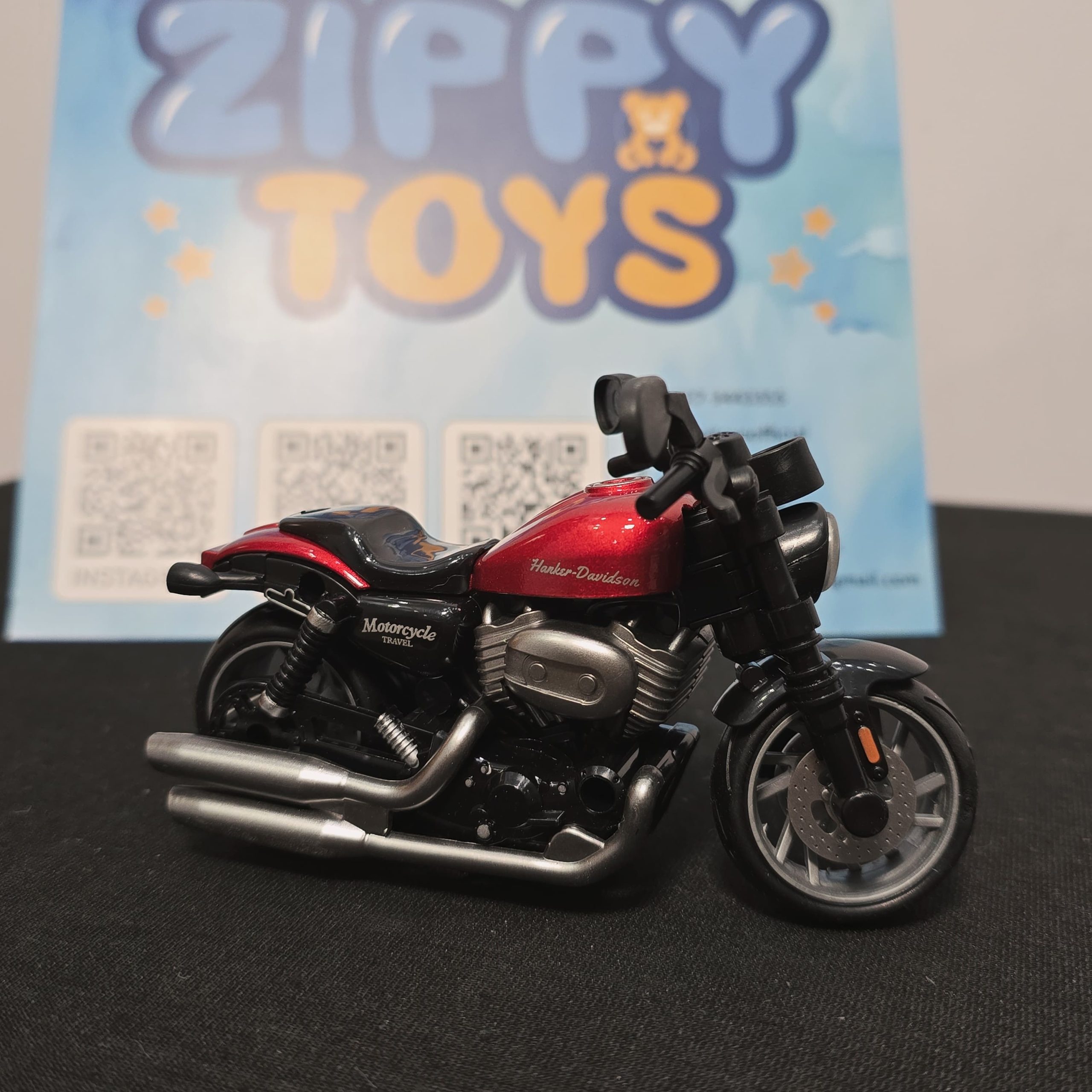 ZXY 1:14 Die-Cast Alloy Model Motorcycle – Pull Back Cruiser - Image 3