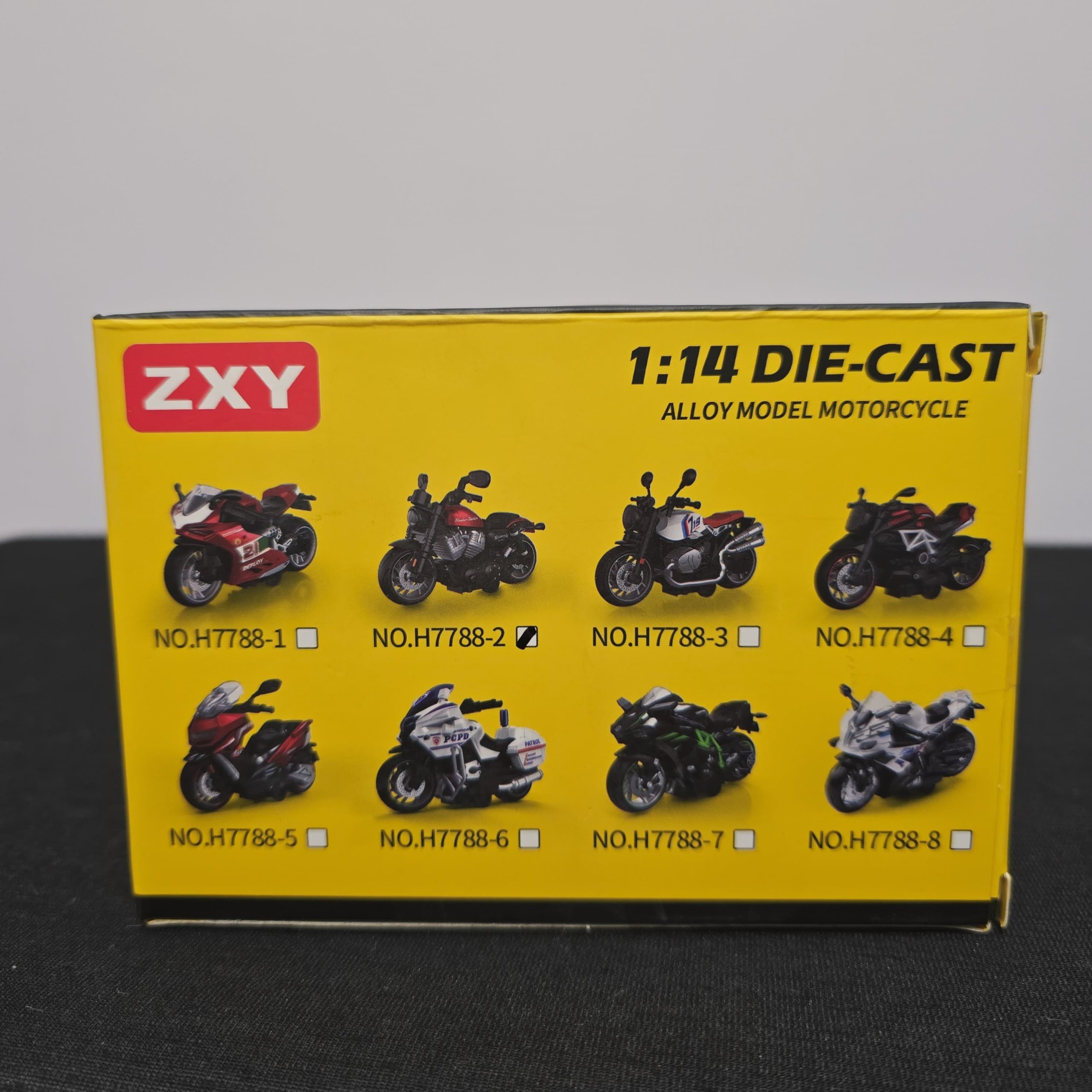 ZXY 1:14 Die-Cast Alloy Model Motorcycle – Pull Back Cruiser - Image 5