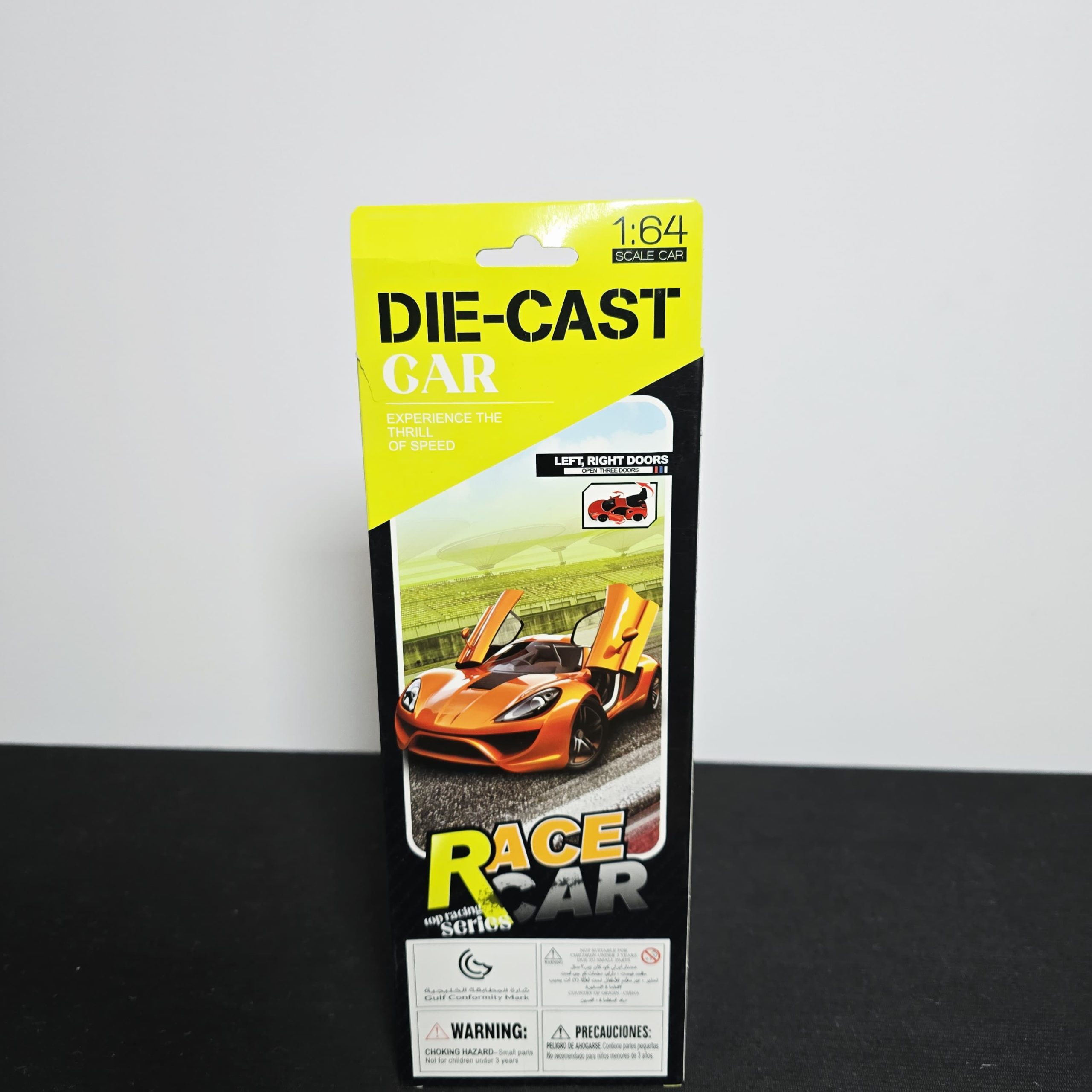 Premium 1:64 Scale Die-Cast Race Car Model - Image 7