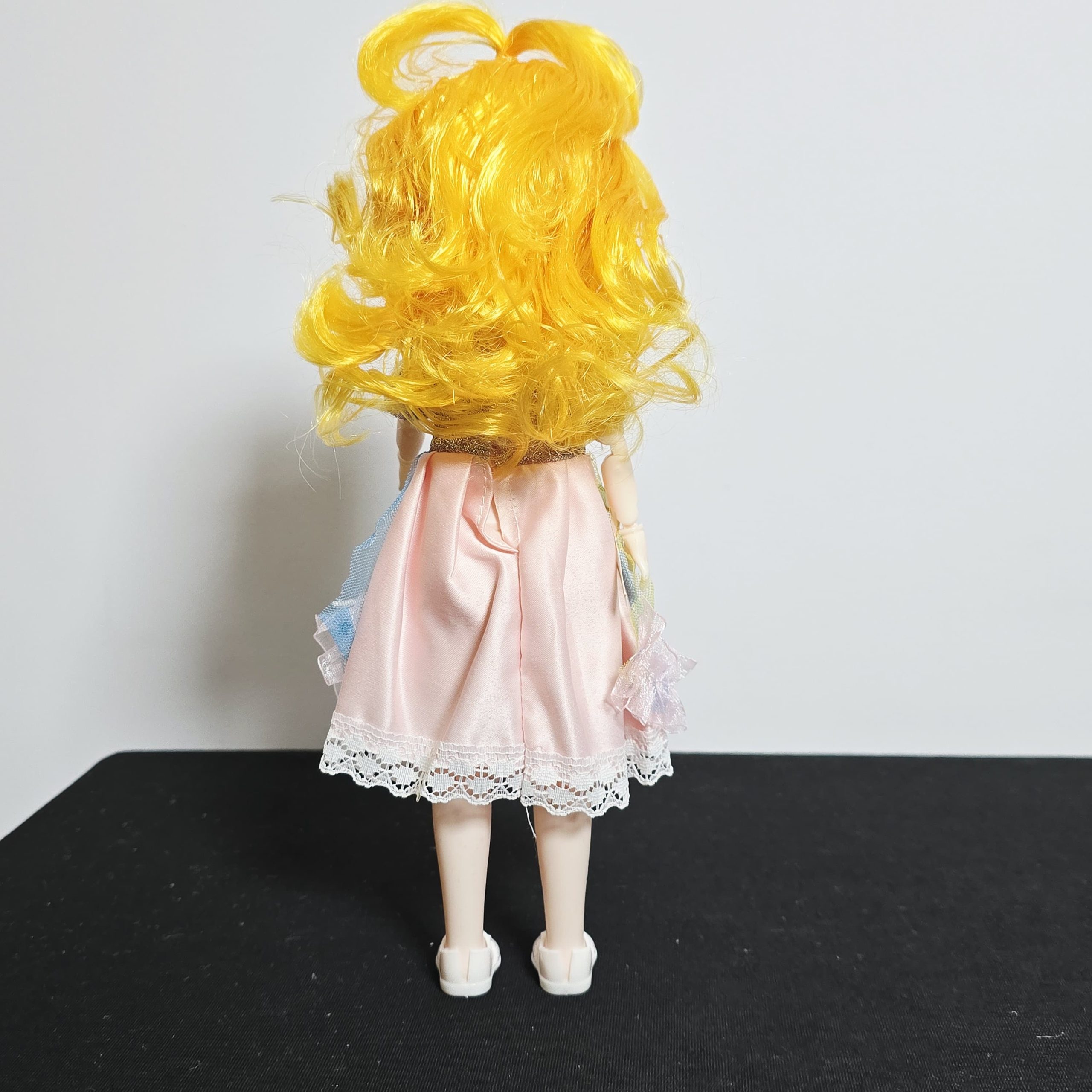 Beautiful 30cm BJD Fairy Doll with Rainbow Starry Dress and Golden Hair - Image 5