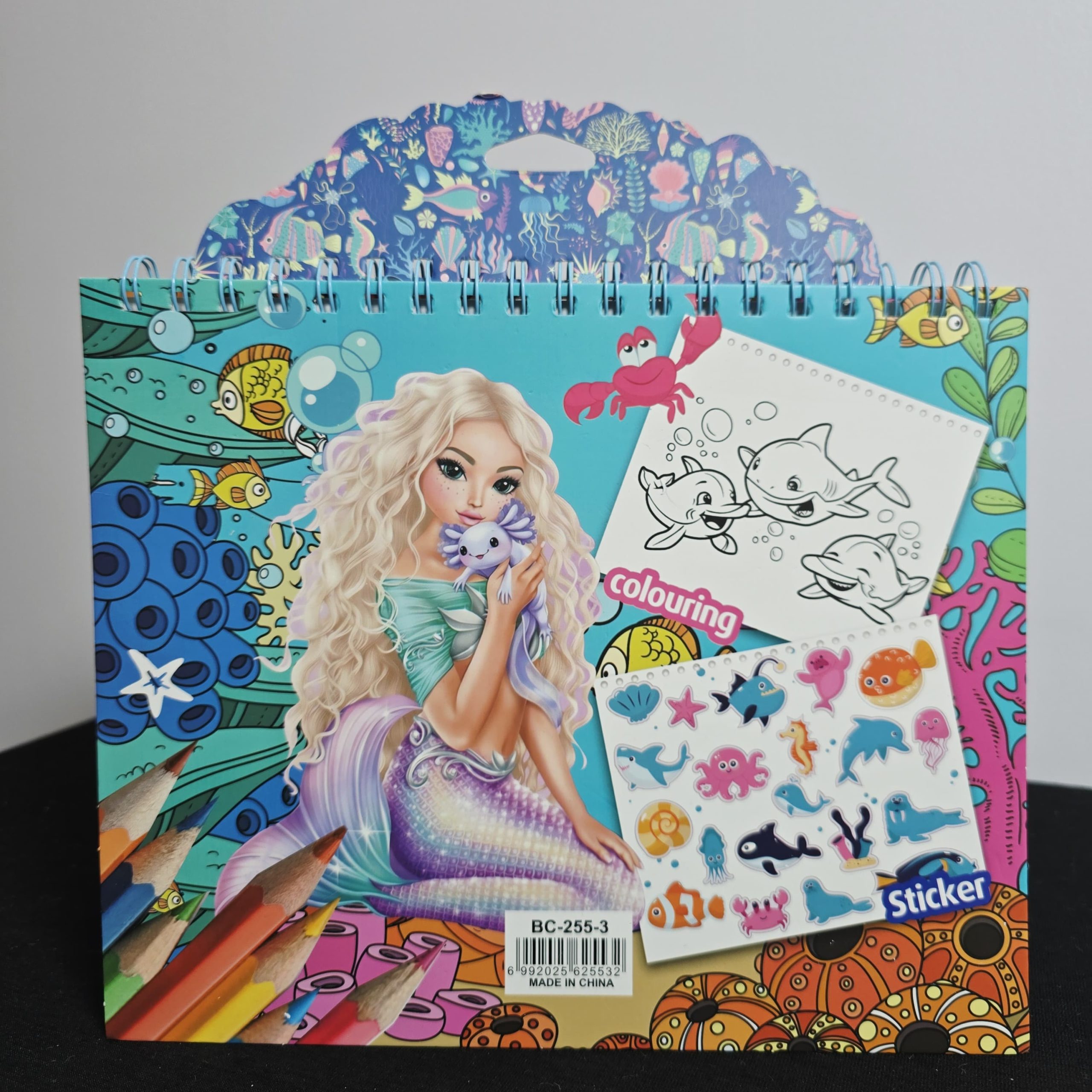 Enchanting Under-the-Sea Adventure: World Oceans Colouring Book - Image 5