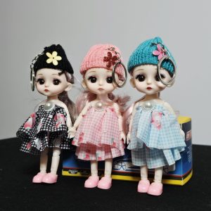 Boutique Fashion Doll Keychains – Exquisite Articulated Miniatures
