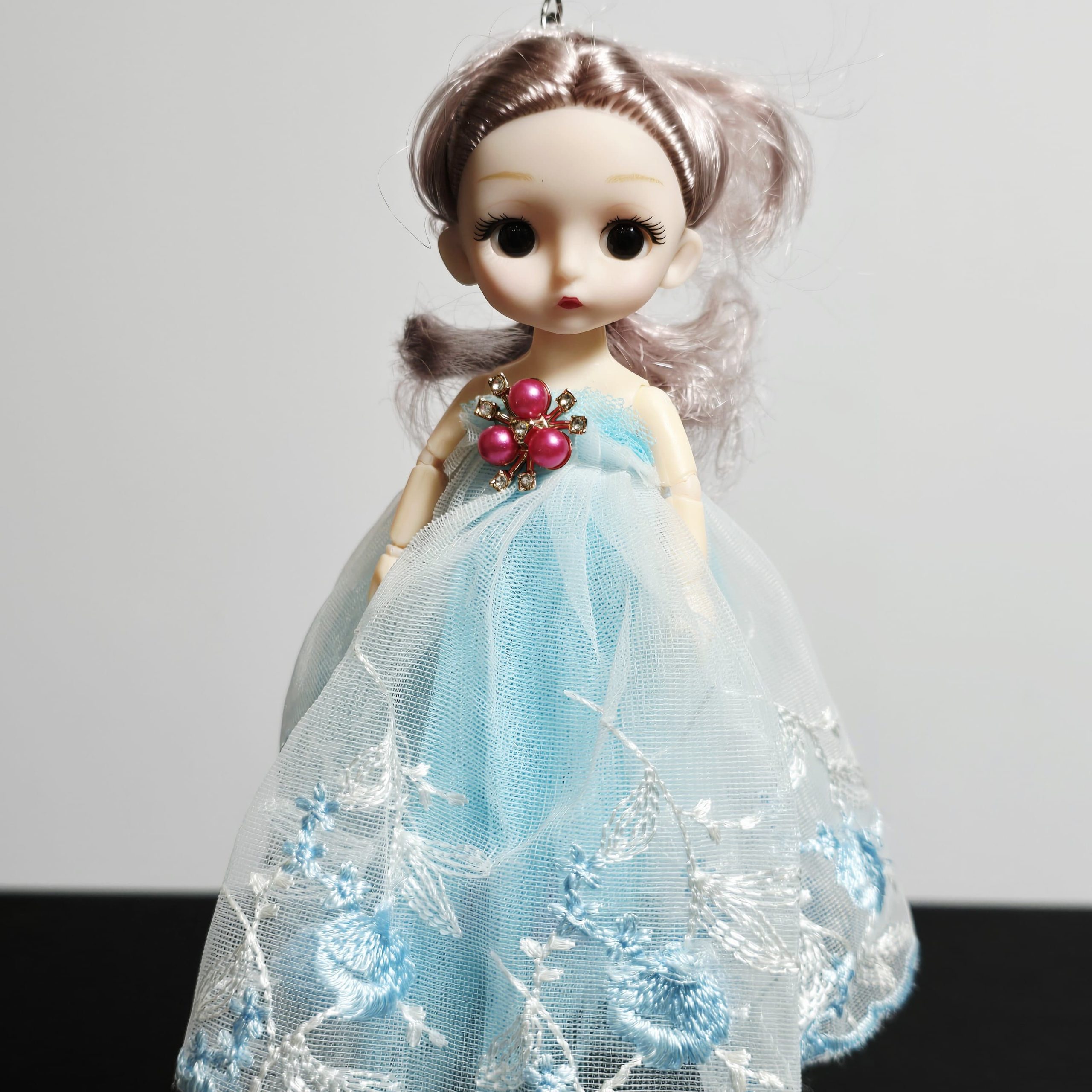 Elegant Lace Ballroom Fashion Dolls – Articulated Collector Miniatures - Image 3