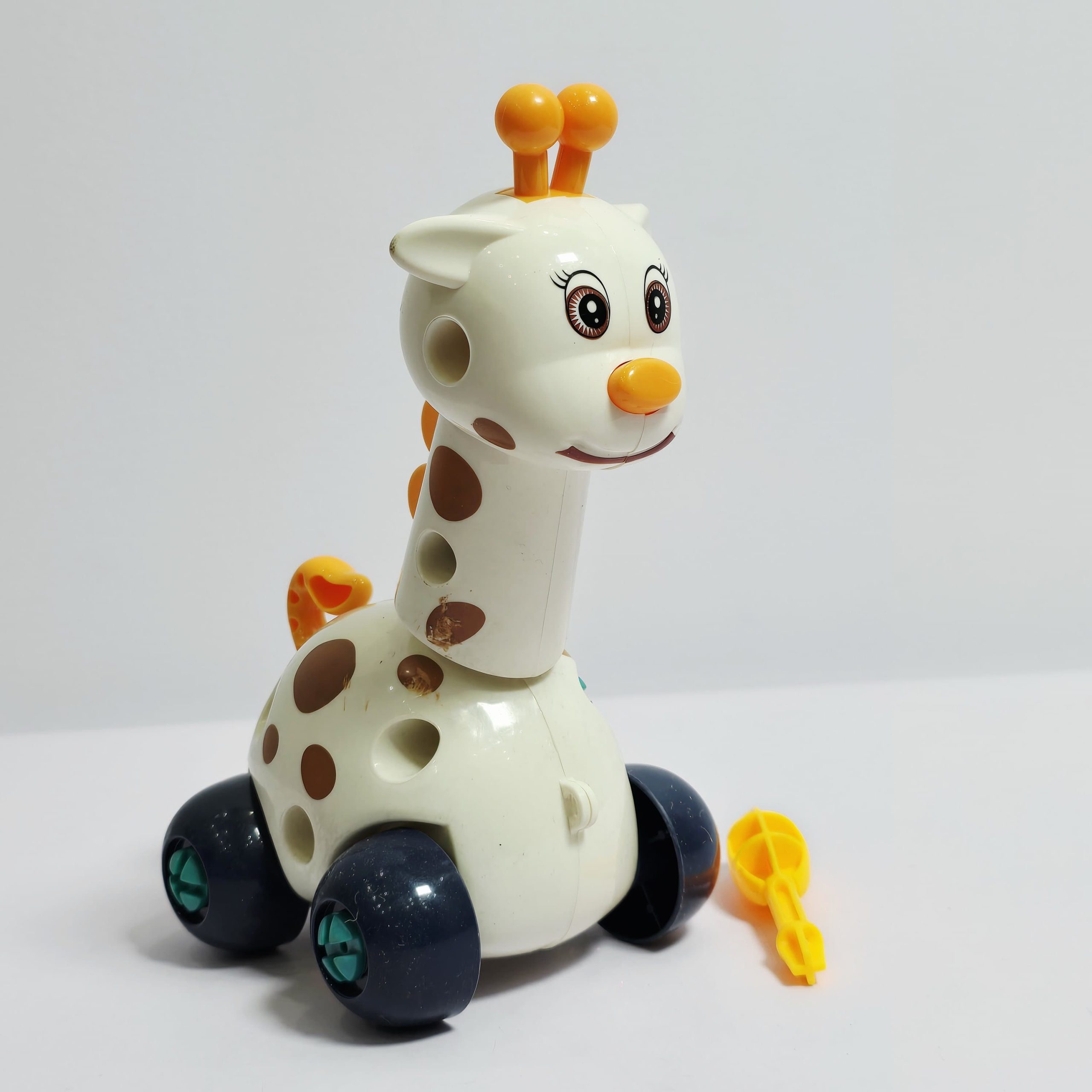 Kids Take-Apart Giraffe Toy with Screwdriver – STEM Build-Your-Own Construction Toy for Toddlers - Image 2