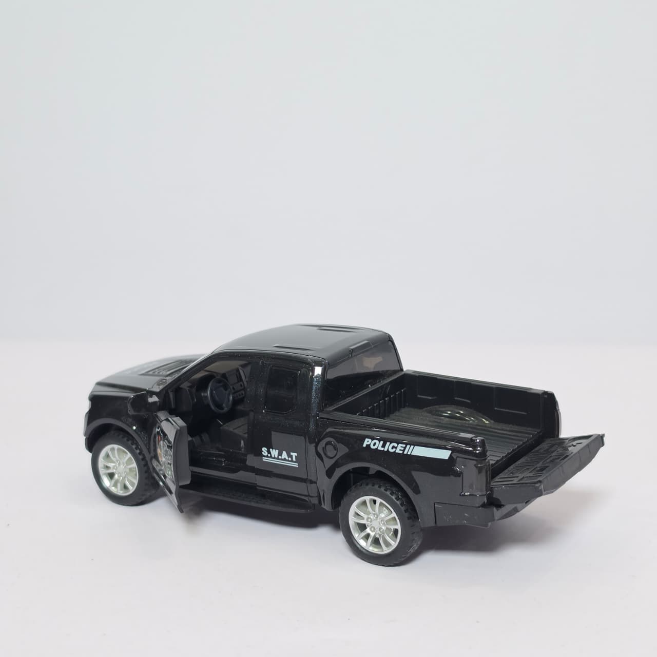 Die-Cast Ford F-150 Raptor Toy Pickup Trucks – Emergency Rescue Vehicle Set (Police & Fire Edition) - Image 4